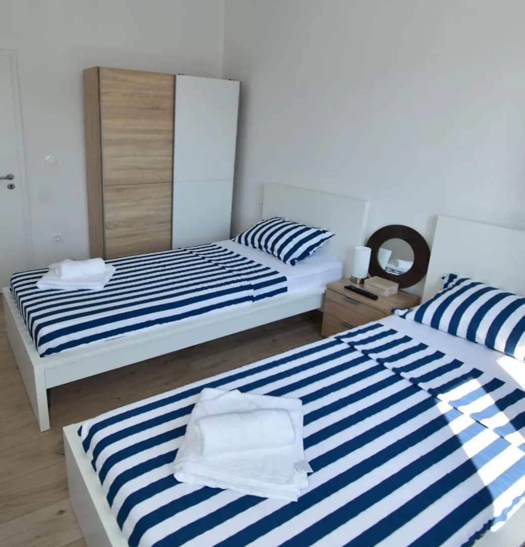 Apartmán Pool House Bruno Nin