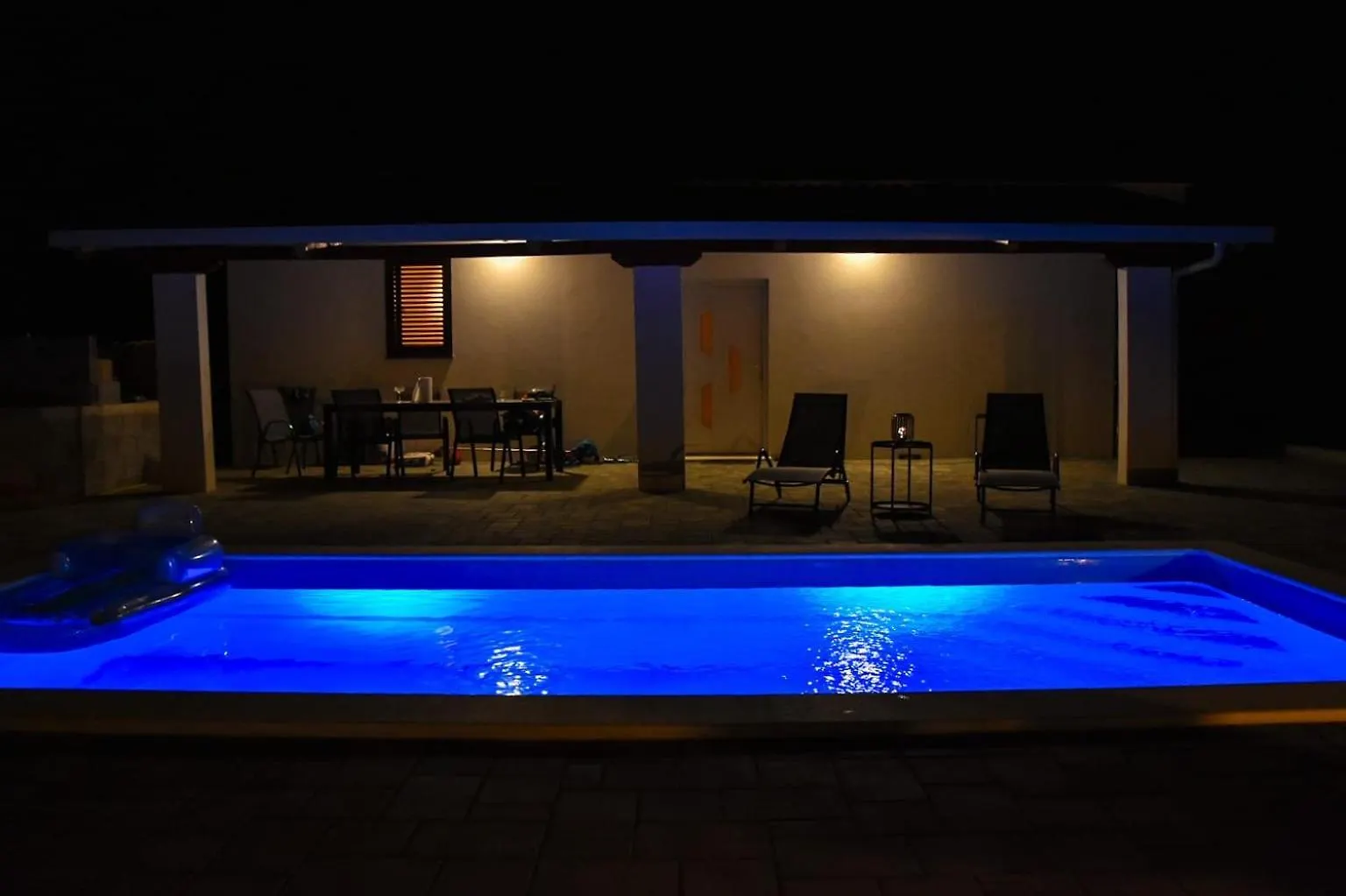 Apartmán Pool House Bruno Nin
