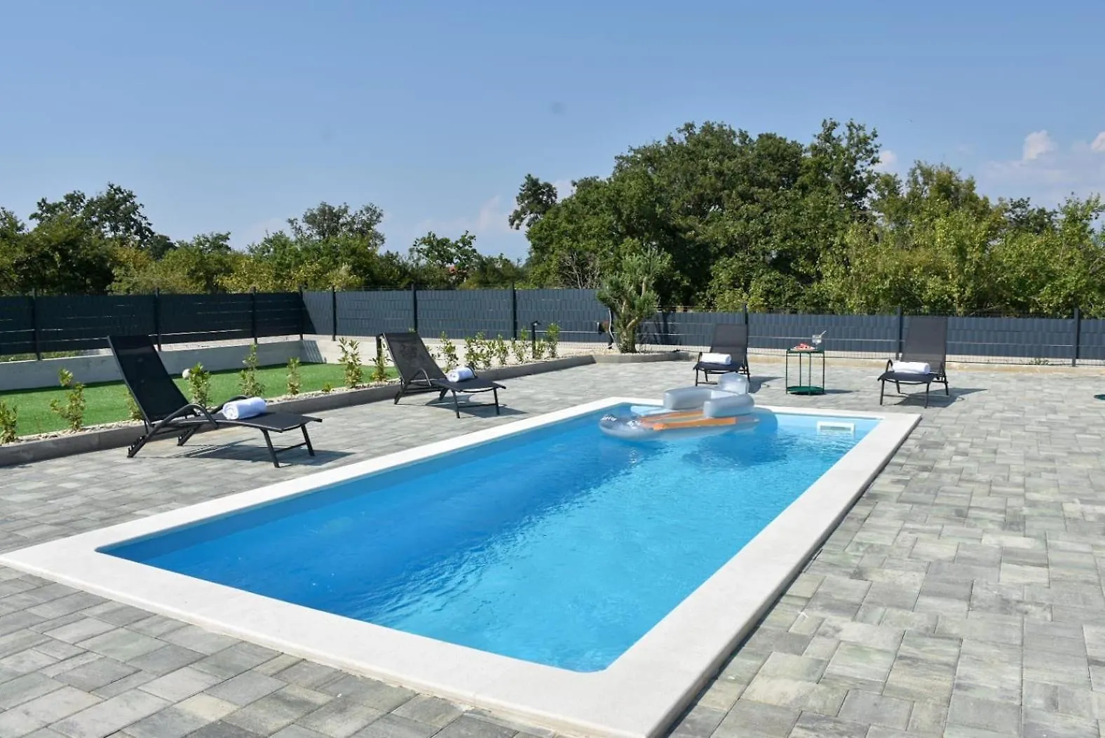 Apartmán Pool House Bruno Nin
